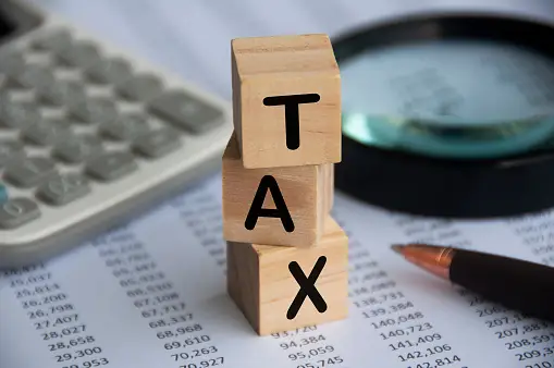 Navigating Tax Season with Simplebks: A Guide for Nigerian SMEs.